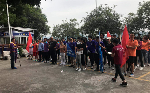 金馬爭霸賽火箭隊(duì)8公里徒步拉練，振奮人心！