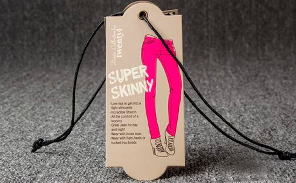 我們買衣服時(shí)候服裝商標(biāo)吊牌對(duì)消費(fèi)者有什么好處？